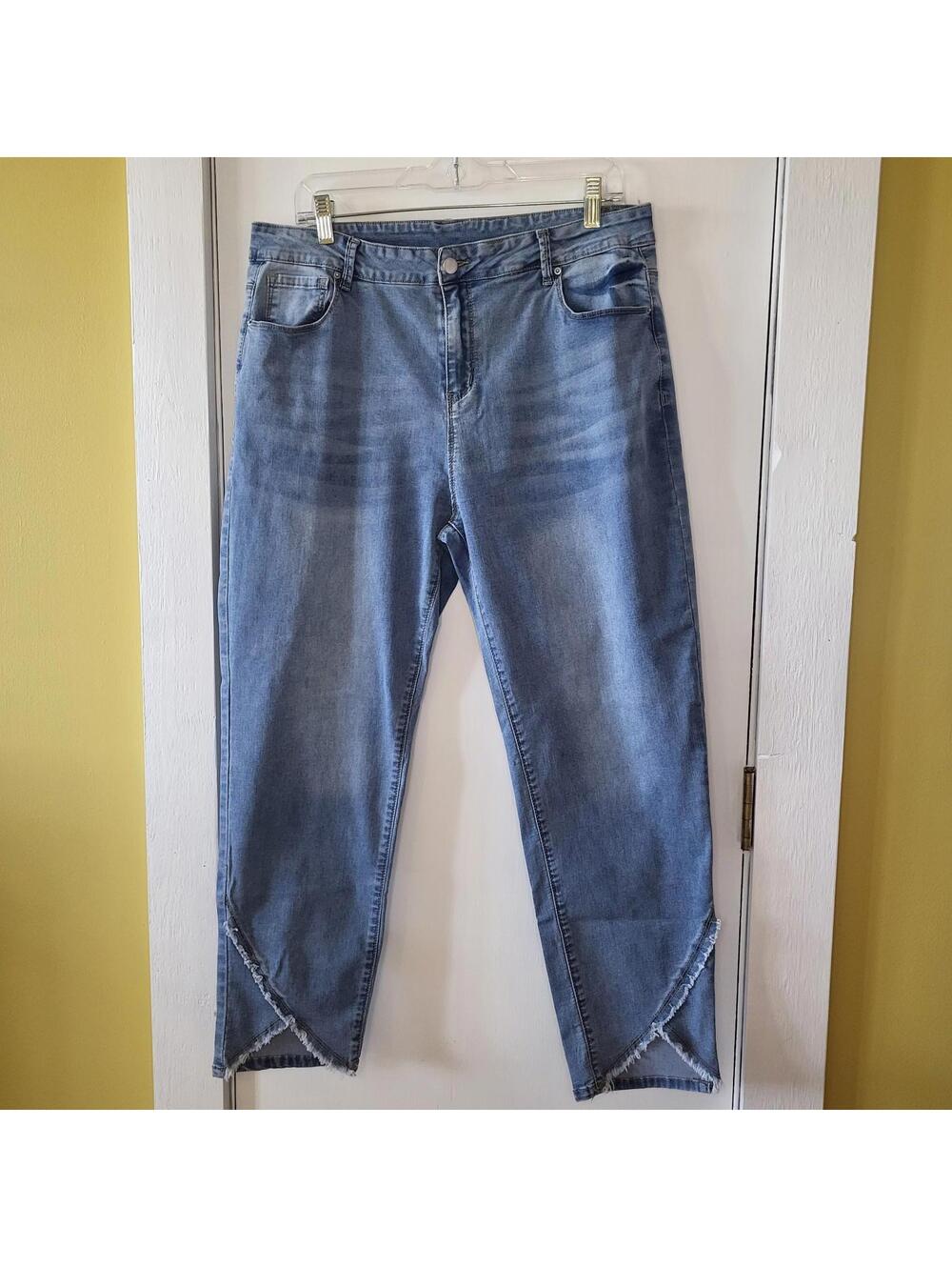 women's blue high-rise straight ankle jeans medium wash unique raw-edged hem XL - Picture 2 of 9